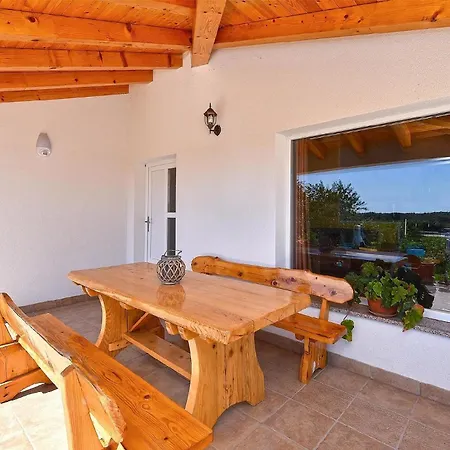 Mit Privatpool Fuer 6 Personen Ca 67 Qm In Zminj, Istrien Binnenland Von Istrien * Žminj