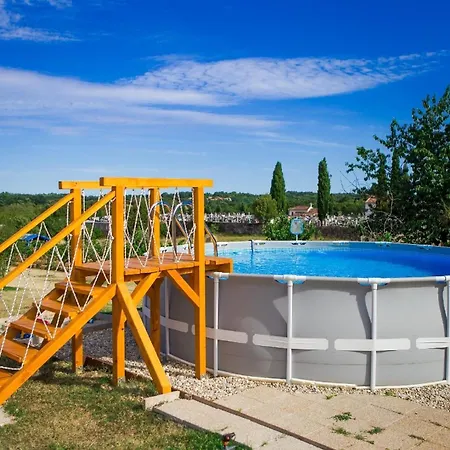 Mit Privatpool Fuer 6 Personen Ca 67 Qm In Zminj, Istrien Binnenland Von Istrien Dom wakacyjny Žminj
