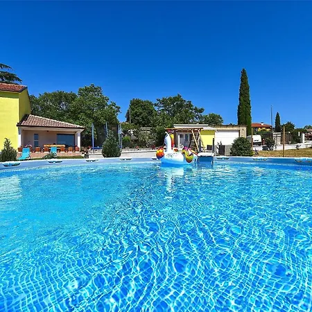 Mit Privatpool Fuer 6 Personen Ca 67 Qm In Zminj, Istrien Binnenland Von Istrien Dom wakacyjny *