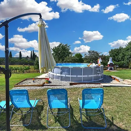 Dom wakacyjny Mit Privatpool Fuer 6 Personen Ca 67 Qm In Zminj, Istrien Binnenland Von Istrien